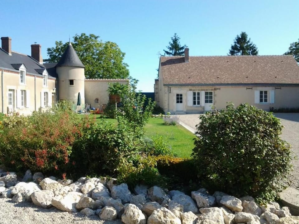 Maison rénovée près d'Orléans avec animaux admis - FR-1-590-583 House in Centre-Val de Loire
