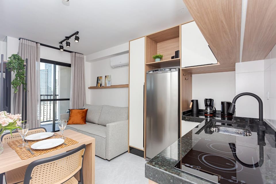 Living room, Meals, kitchen