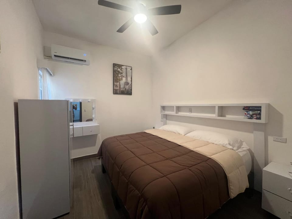 Bed, Photo of the whole room, Bedroom, wardrobe, air conditioner