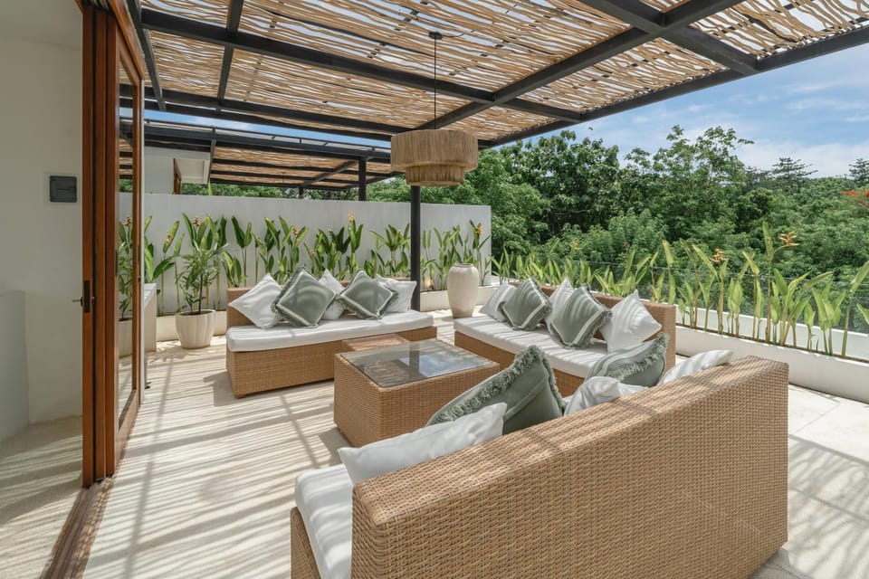 Villa Jaran - NEW 2BR Uluwatu Escape with Rooftop, Near Beaches! Villa in Bali