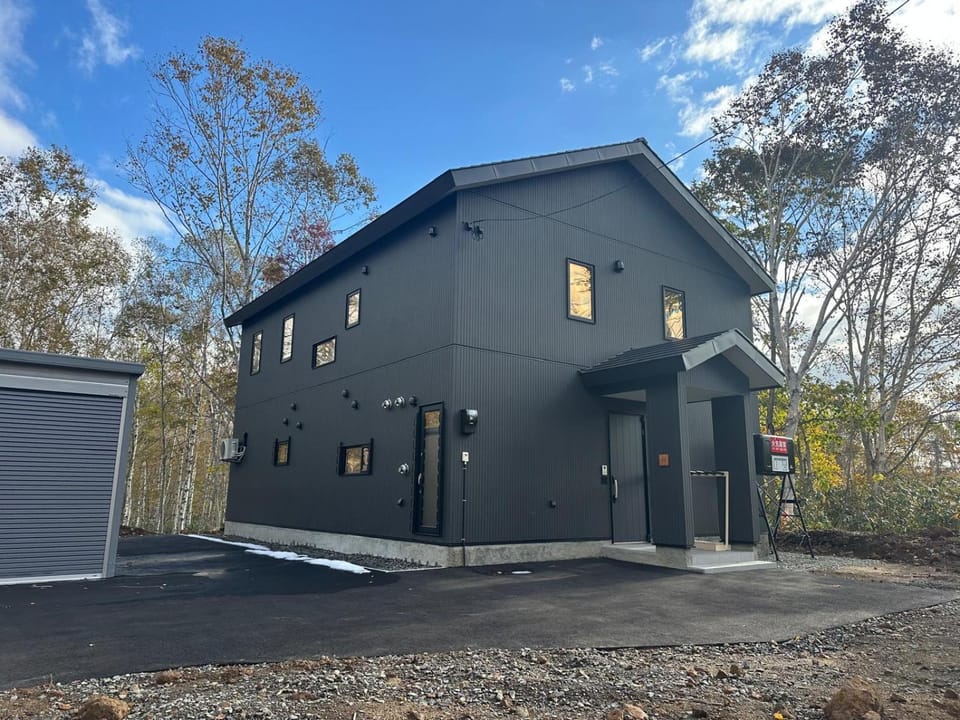 Wakaba Niseko 新築1棟貸切 Villa in Niseko