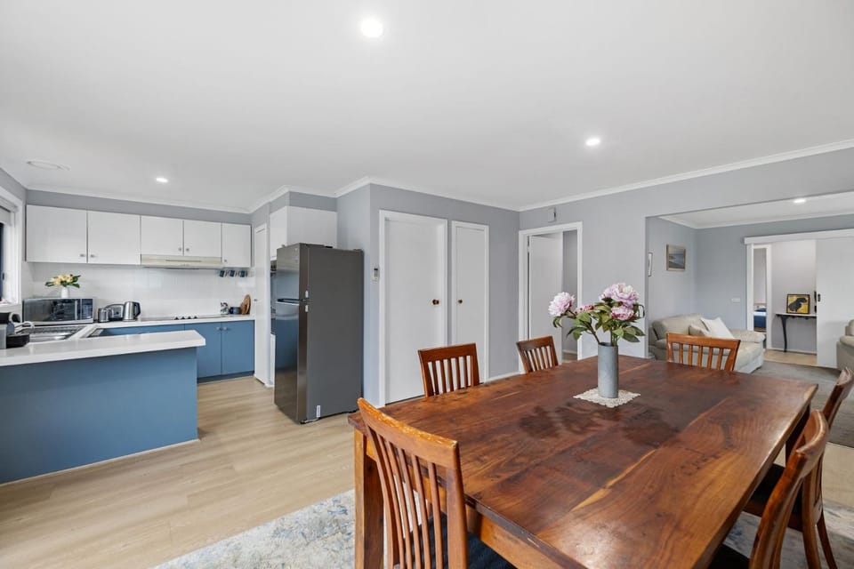 The Pawfect Beach House House in Cowes