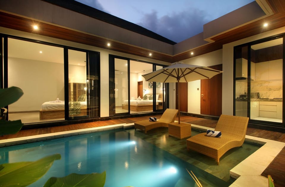 Swimming pool, Swimming pool, Swimming pool