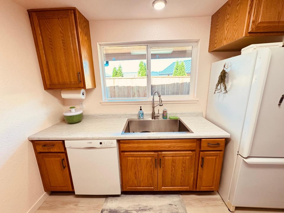 Kitchen or kitchenette, Kitchen or kitchenette, dishwasher, stove, Internal: Not applicable to any particular room