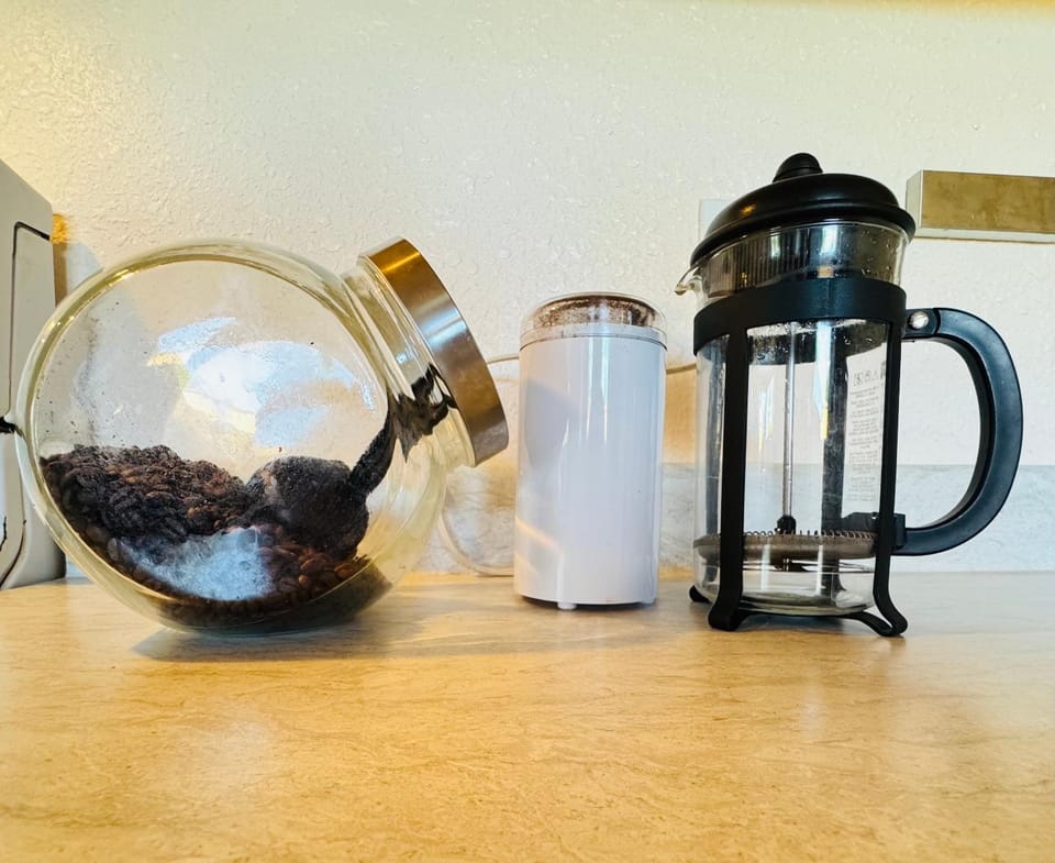 Coffee/tea facilities, Kitchen or kitchenette