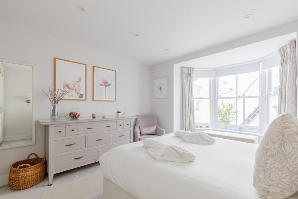 2BD Hidden Gem in the Heart of Paddington Apartment in City of Westminster