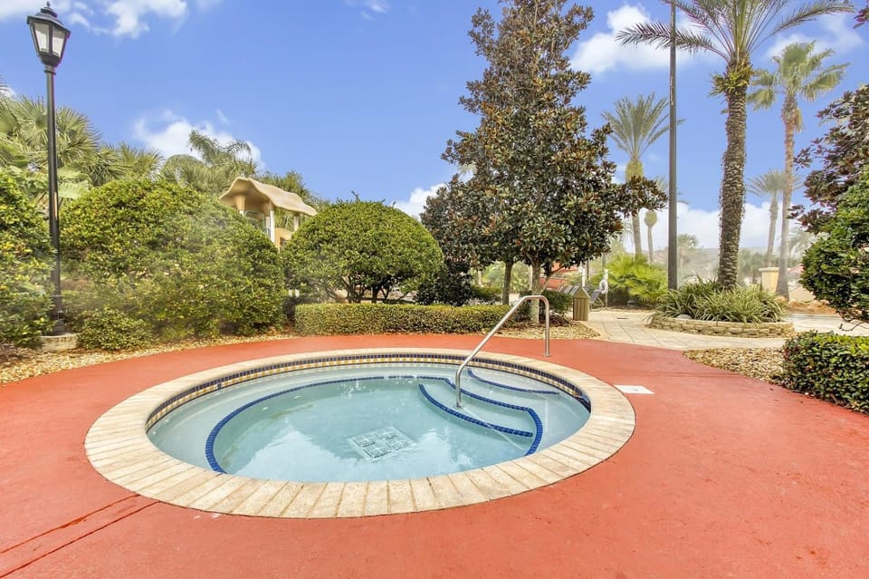406 Palermo St Davenport House in Four Corners