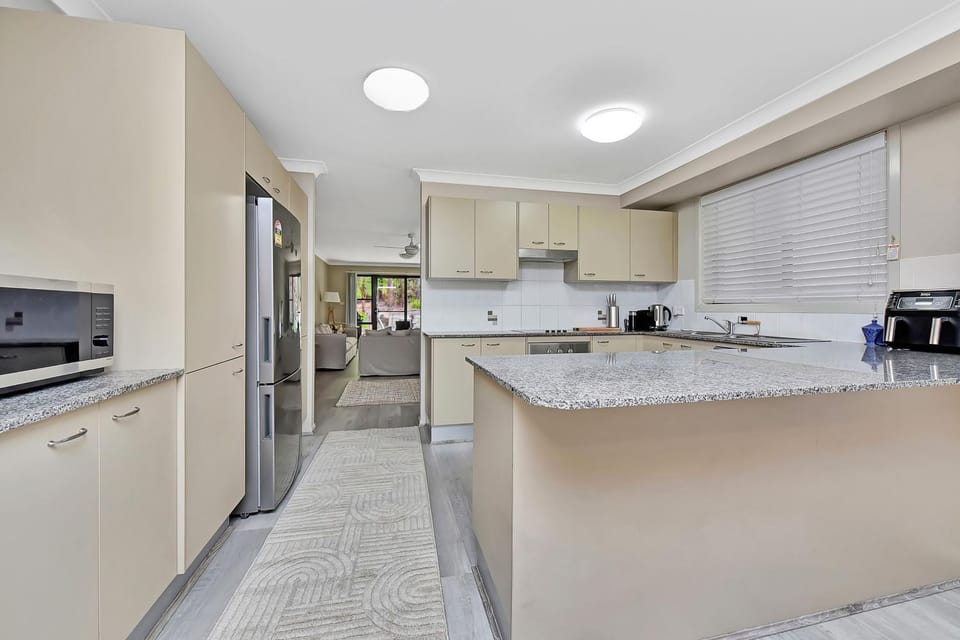 Cleopatra's Oasis at Lagoon Estate House in Nelson Bay