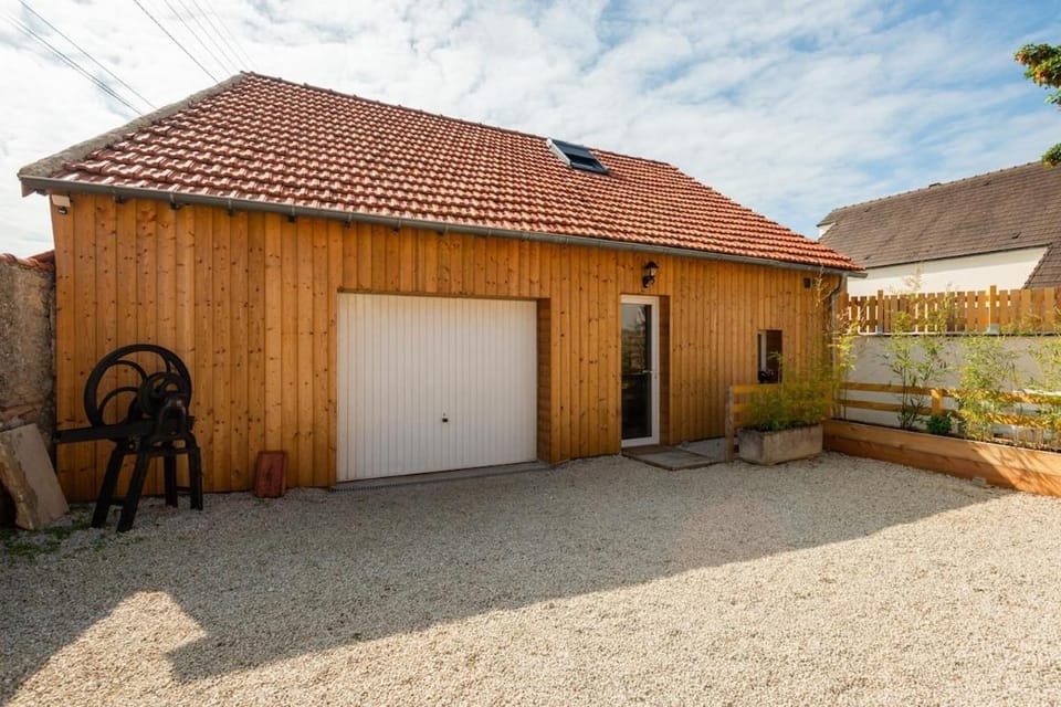 Loft antique Apartment in Bourgogne-Franche-Comté