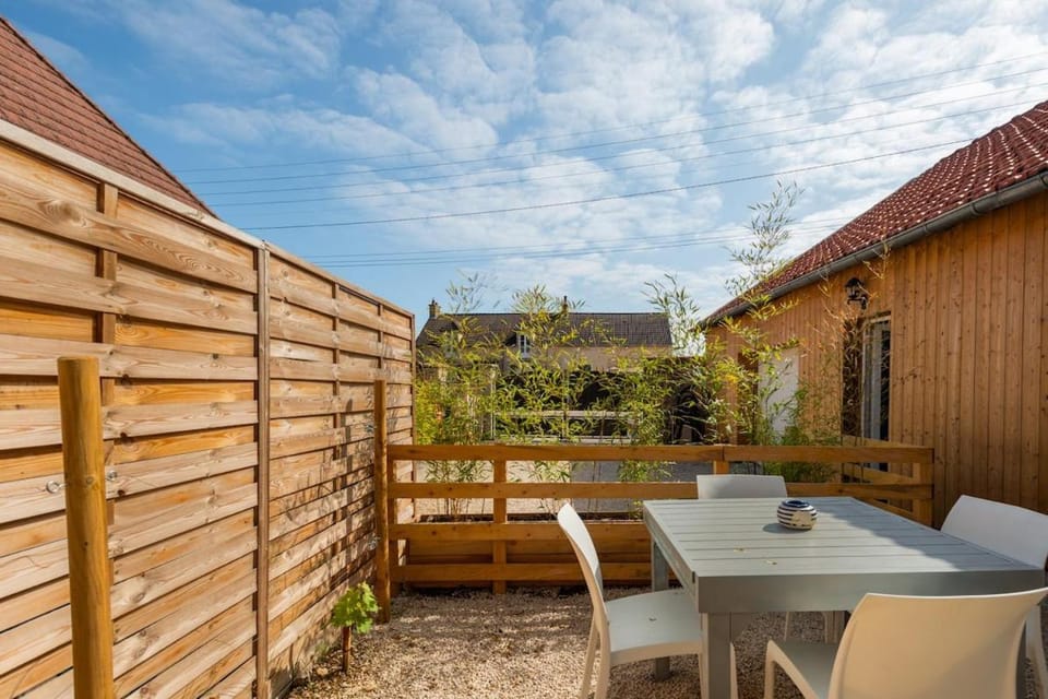 Loft antique Apartment in Bourgogne-Franche-Comté