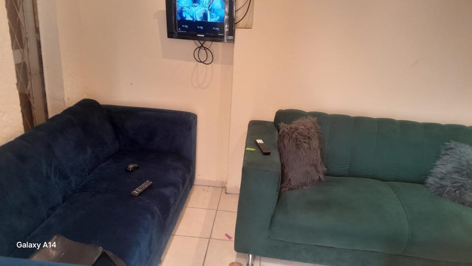 144 derby road Kensington johannesburg Apartment in Johannesburg