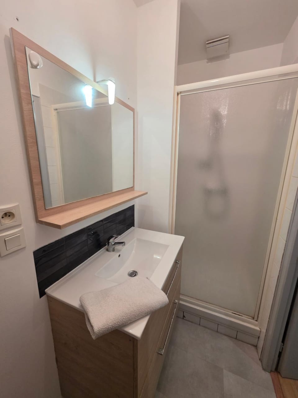 Le Nid Emeraude - Welc'Home - Proche gare et centre-ville, WIFI, calme et confort Apartment in Limoges