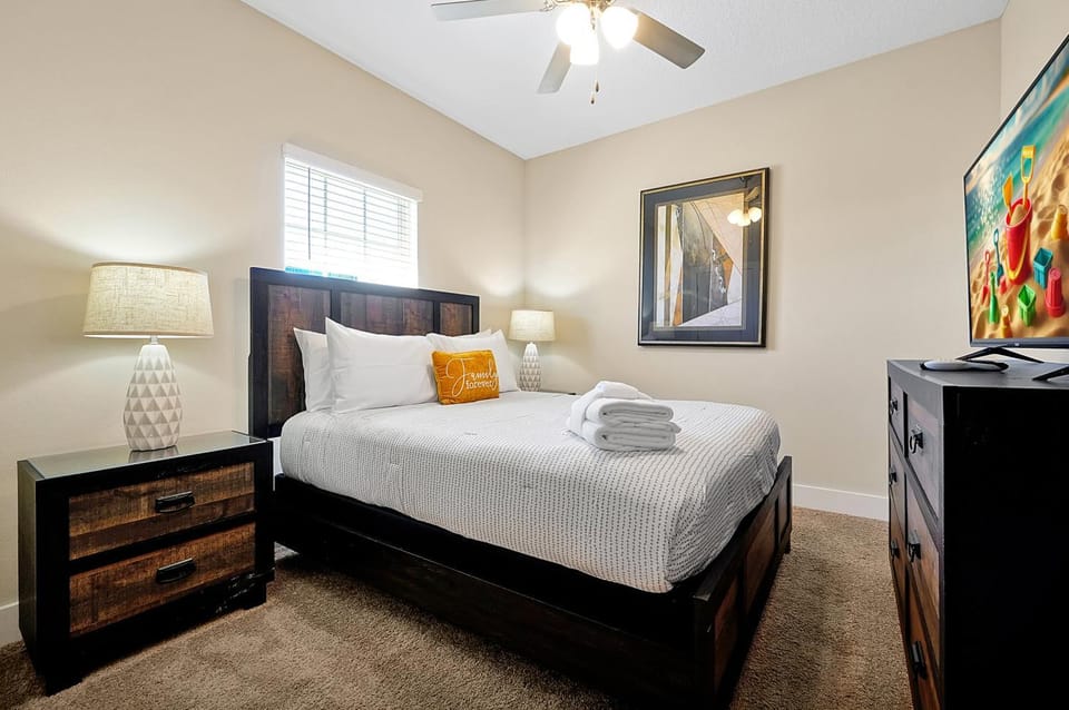 7950 Boyden Way House in Four Corners