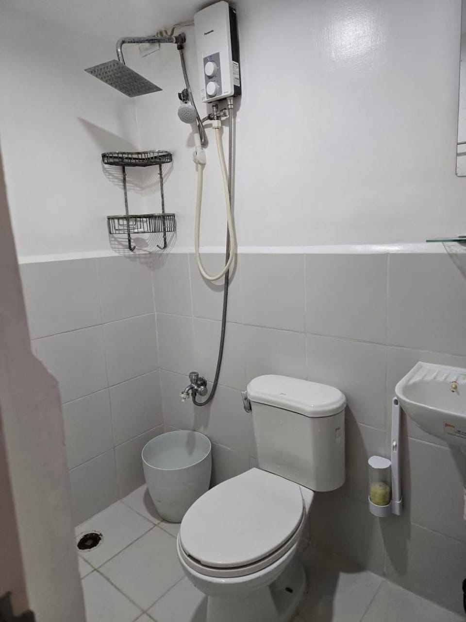 Vast Space in the City Apartment in Manila City