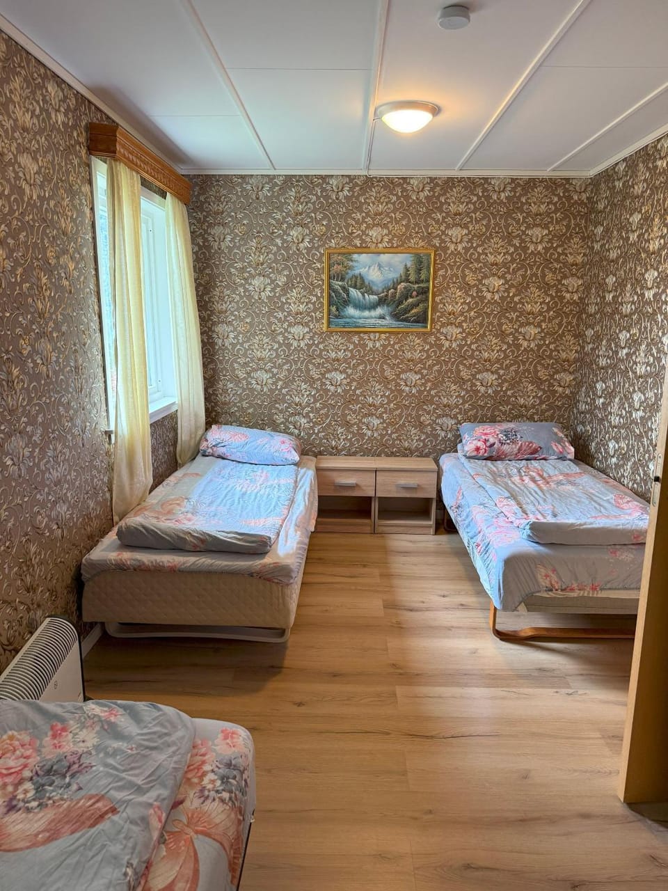 Bed, Decorative detail, Bedroom