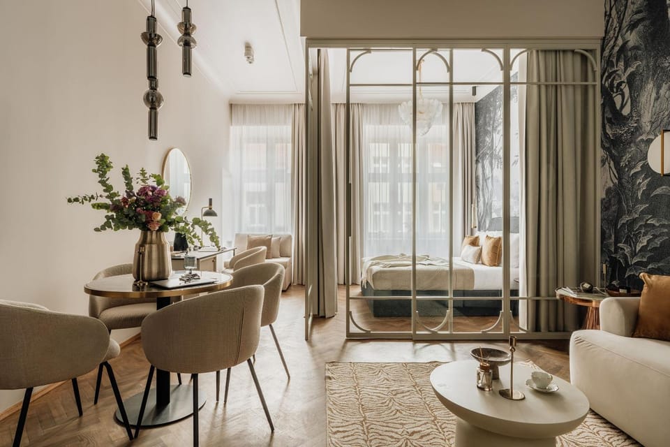 Living room, Seating area, Dining area, Bedroom