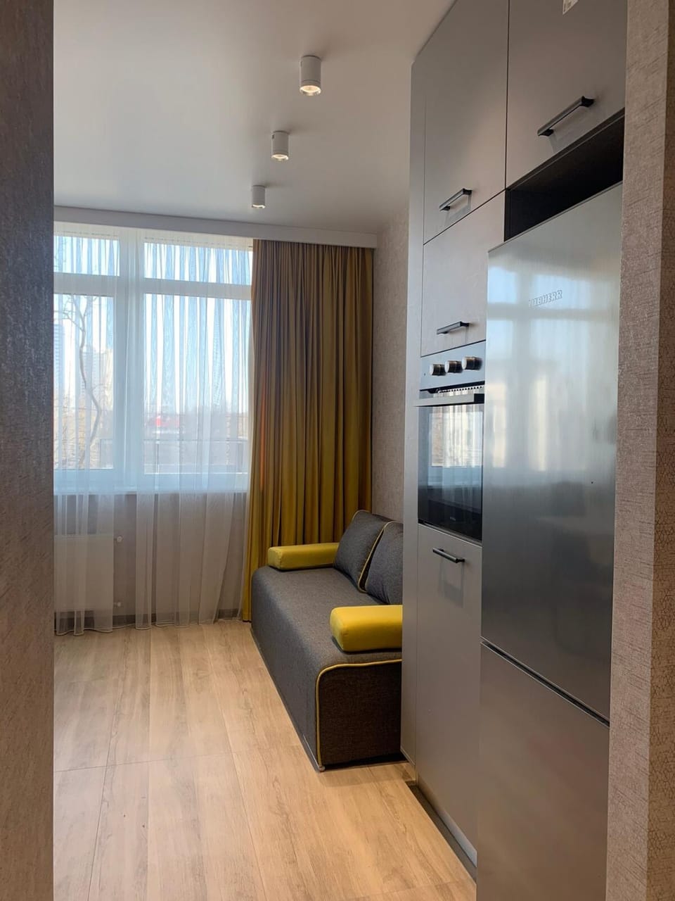 Pearl apartment near the sea on the 10th Fontana Apartment in Odessa