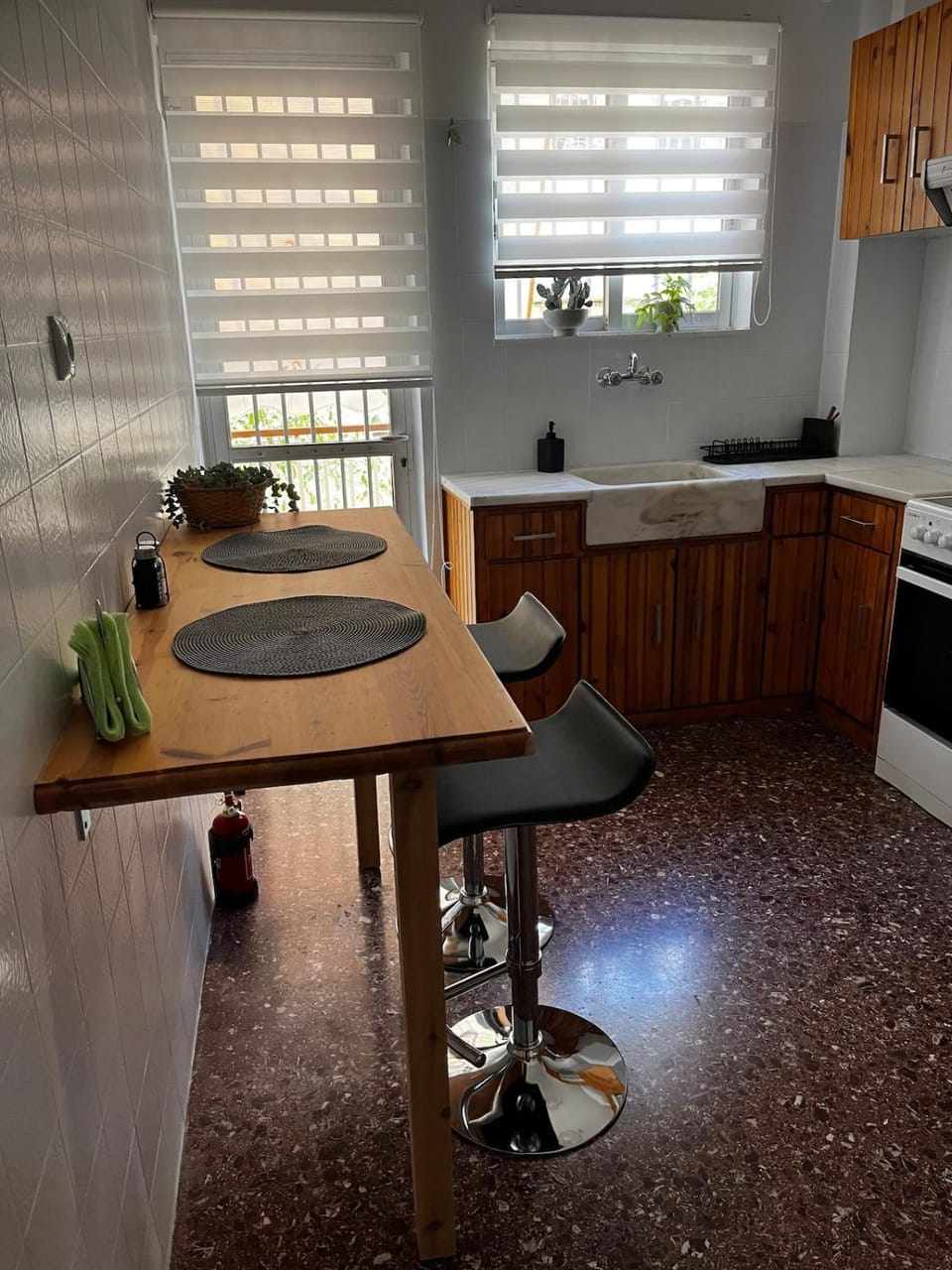 Charming Apartment, Walk to Metro & Markets Apartment in Piraeus Regional Unit, Greece