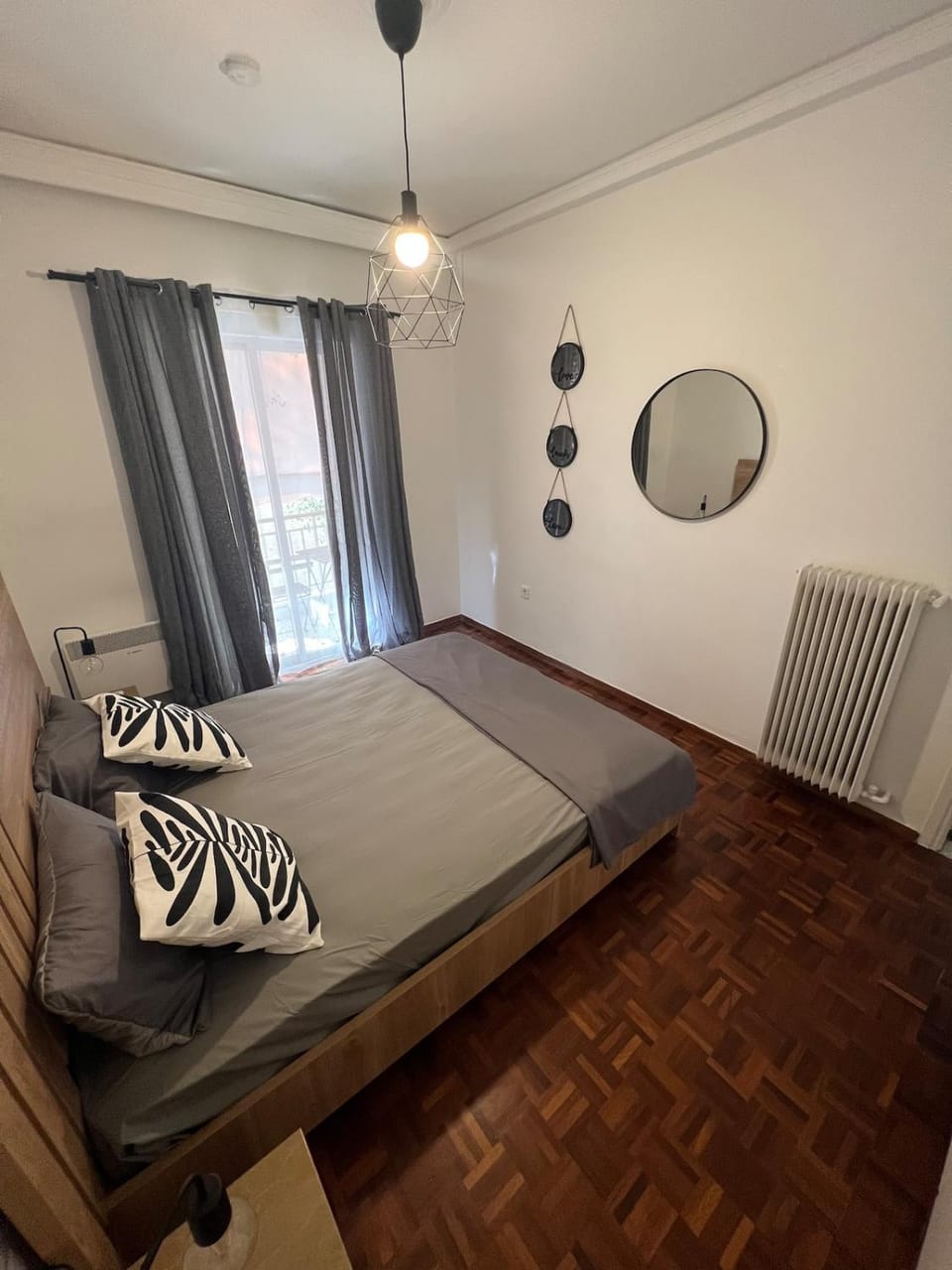 Charming Apartment, Walk to Metro & Markets Apartment in Piraeus Regional Unit, Greece