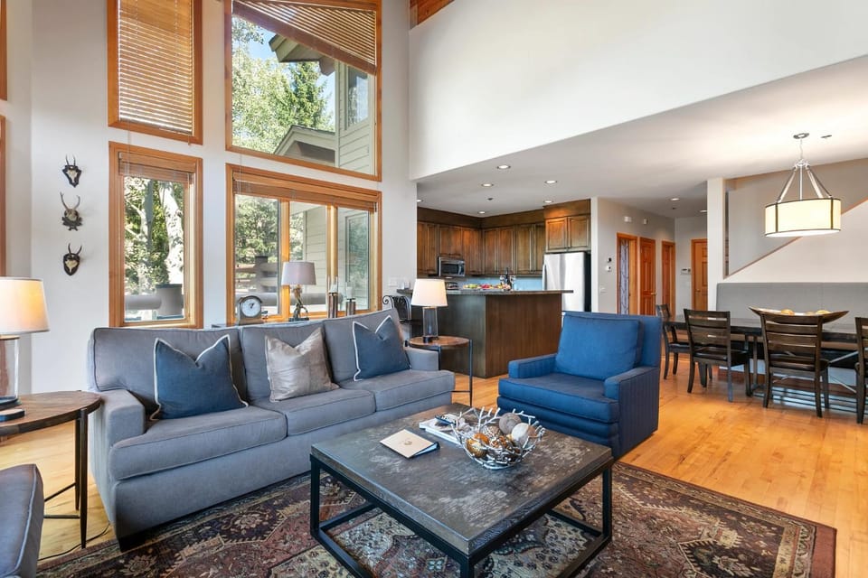 Twin Pines at Deer Valley Resort - Three Bedroom Condo with Hot Tub #5 Apartment in Deer Valley