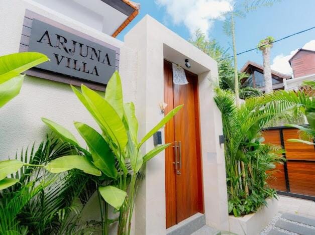 Arjuna Villa Villa in Kuta