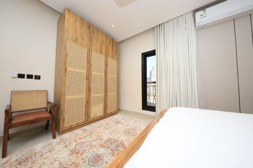 Elegant 1BR Prime Spot Self-Entry 17 Apartment in Riyadh