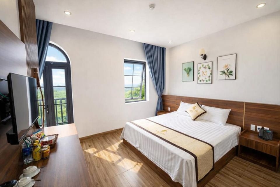 Bed, Photo of the whole room