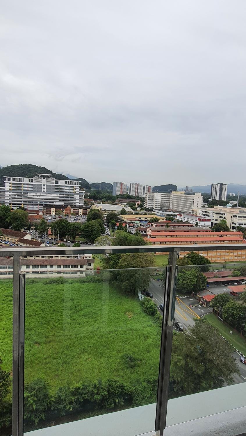 Balcony/Terrace, City view