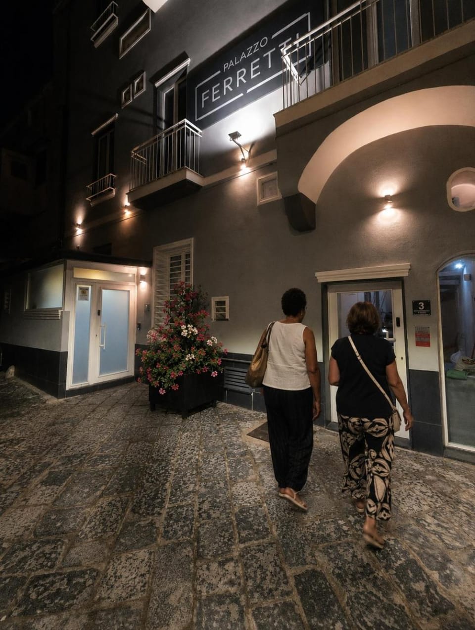 Palazzo Ferretti - Herculaneum Ruins Bed and Breakfast in Ercolano