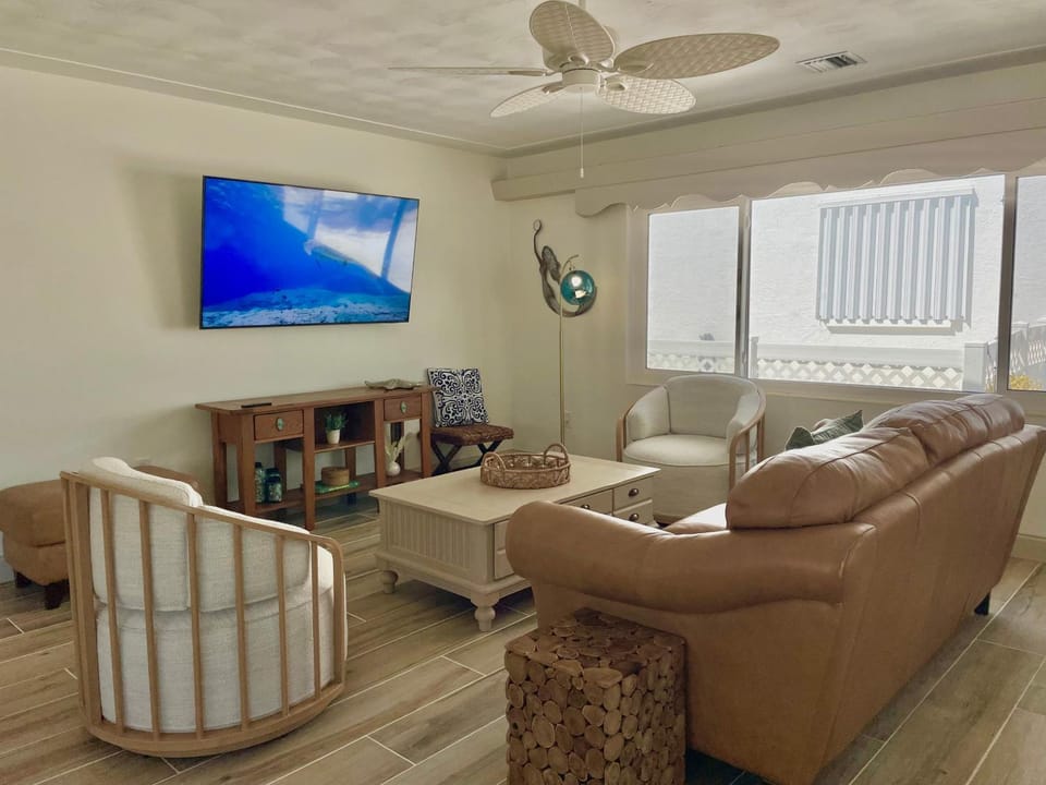 Starfish Bayside Apartment in Bradenton Beach