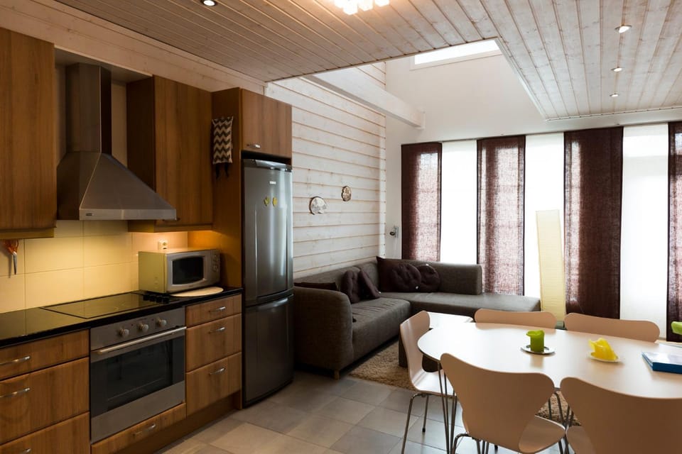 Living room, Seating area, Dining area