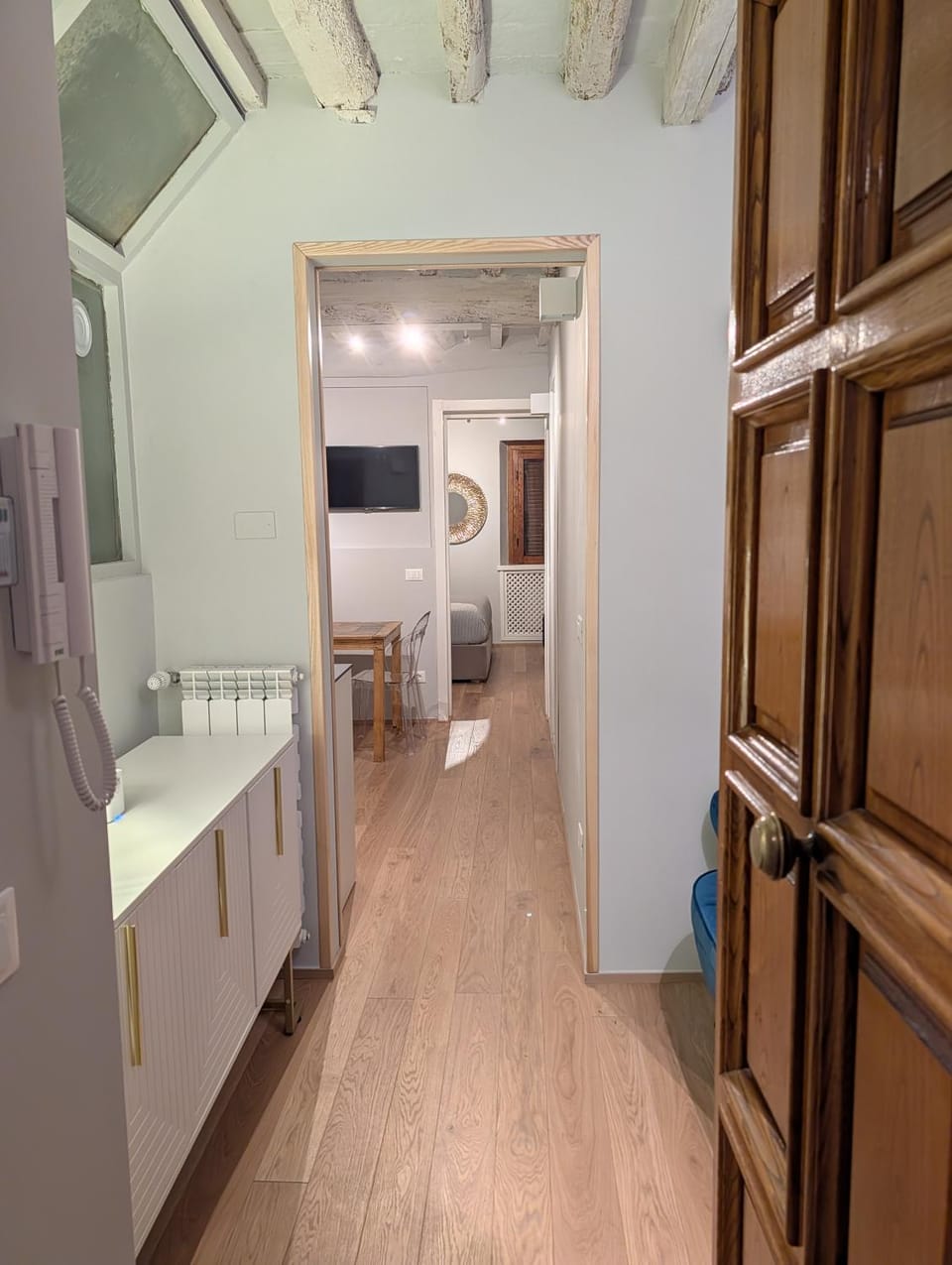 La Piccola Atene Atelier Apartment in Pietrasanta