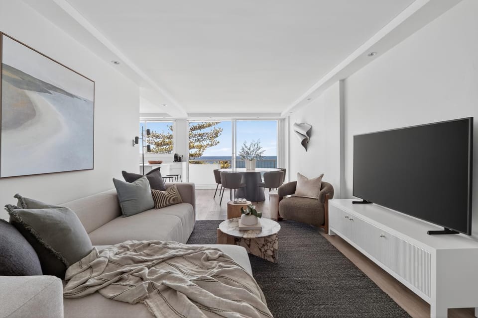 View (from property/room), Living room, Dining area, Beach