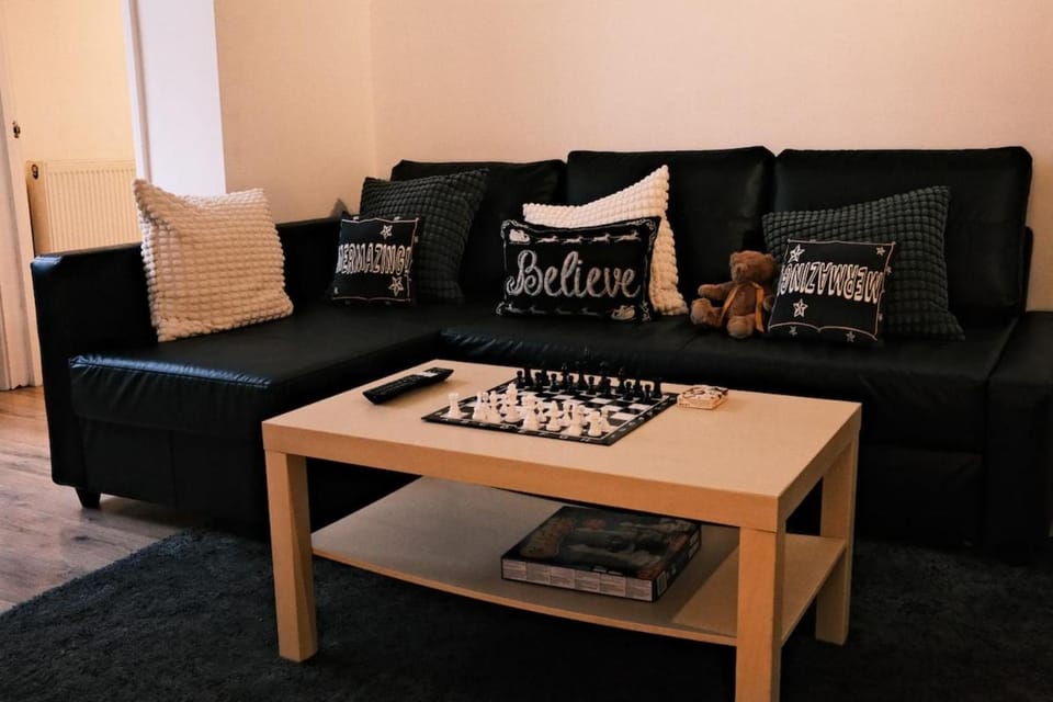 Cosy Home Near Hyde Park Apartment in City of Westminster