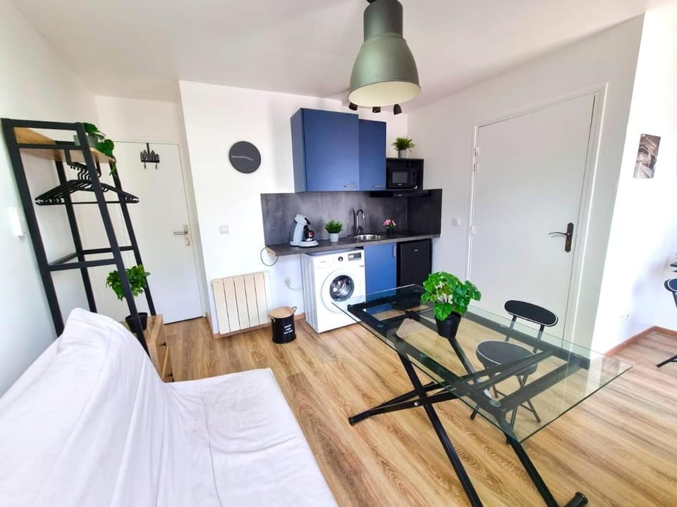 Studio Moderne Bien Pensé Apartment in Normandy