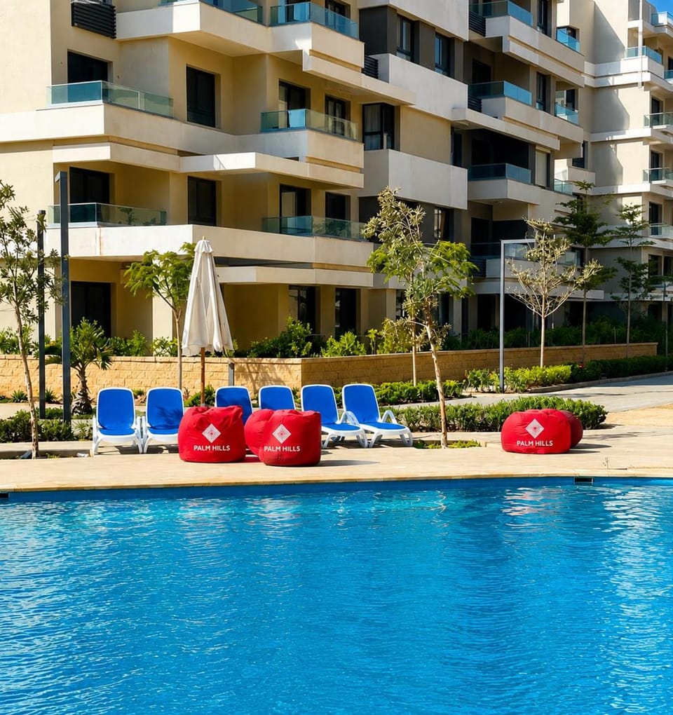 Property building, Pool view