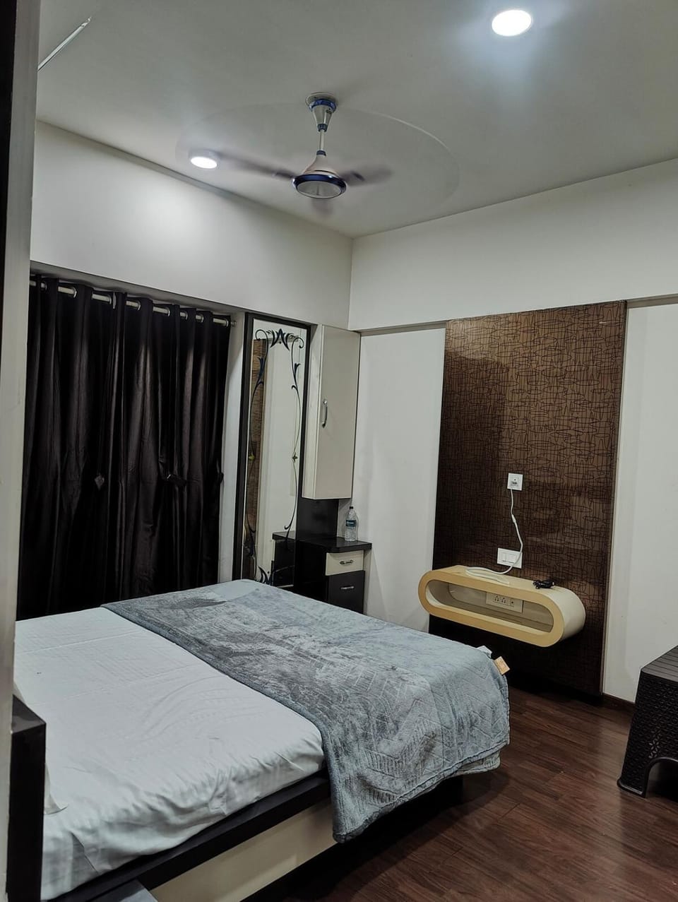 Aasra Apartment in Maharashtra