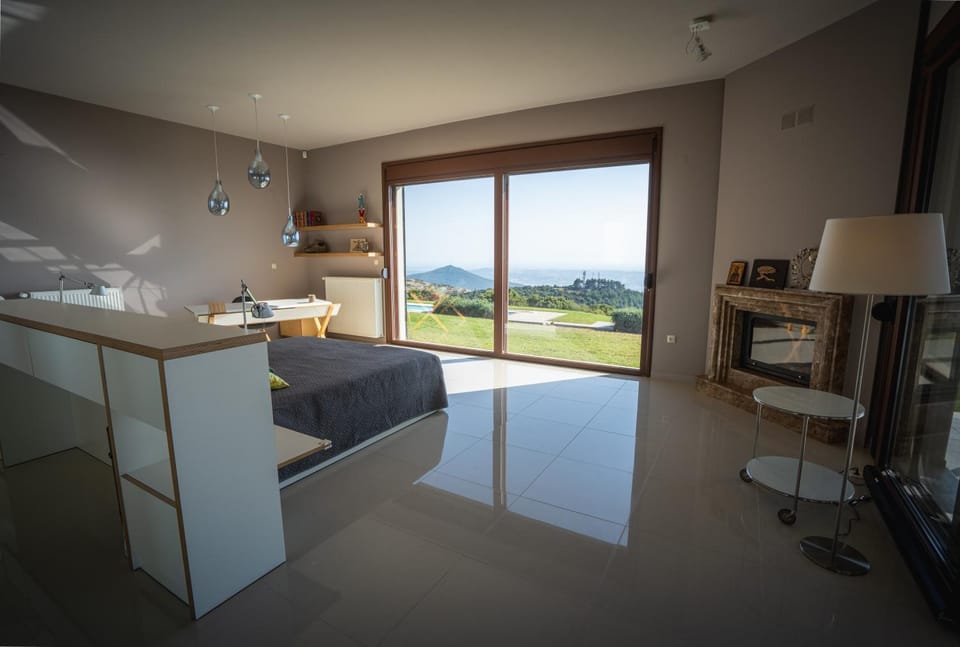 SKYLINE VILLA ESTATE The Luxury Mountain Experience Villa in Halkidiki