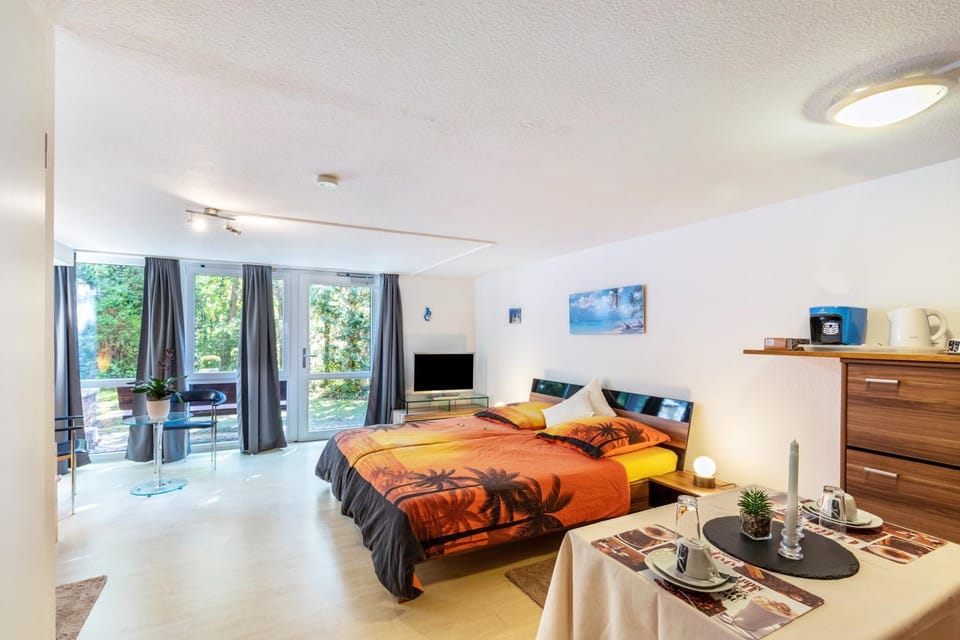 Living room, Bedroom