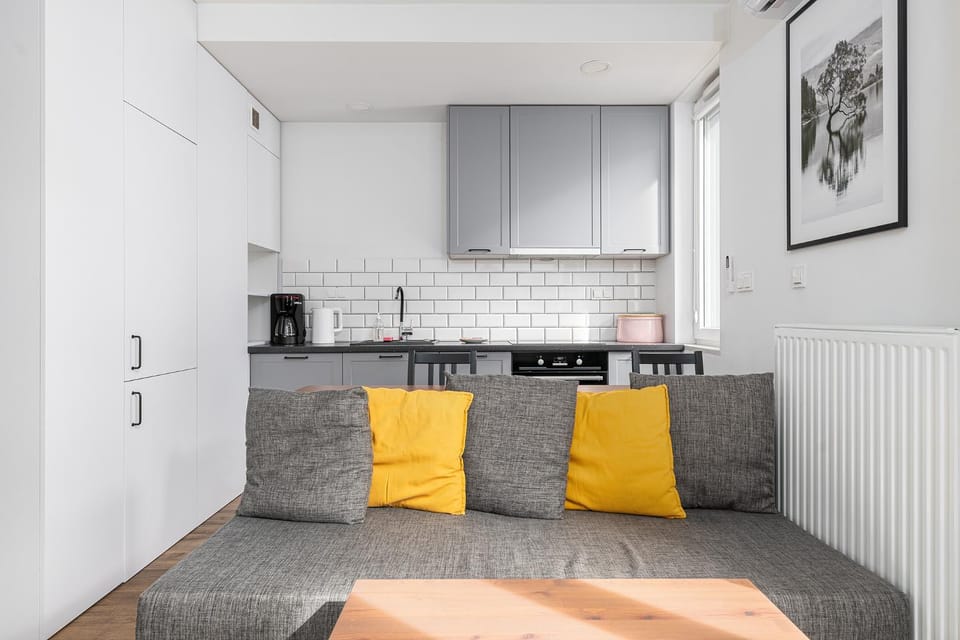 Kitchen or kitchenette, Living room