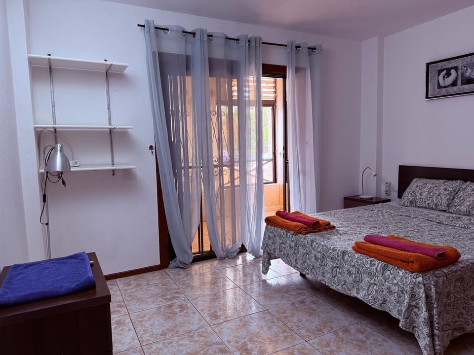 Lovely Los Cris Apartment Apartment in Los Cristianos