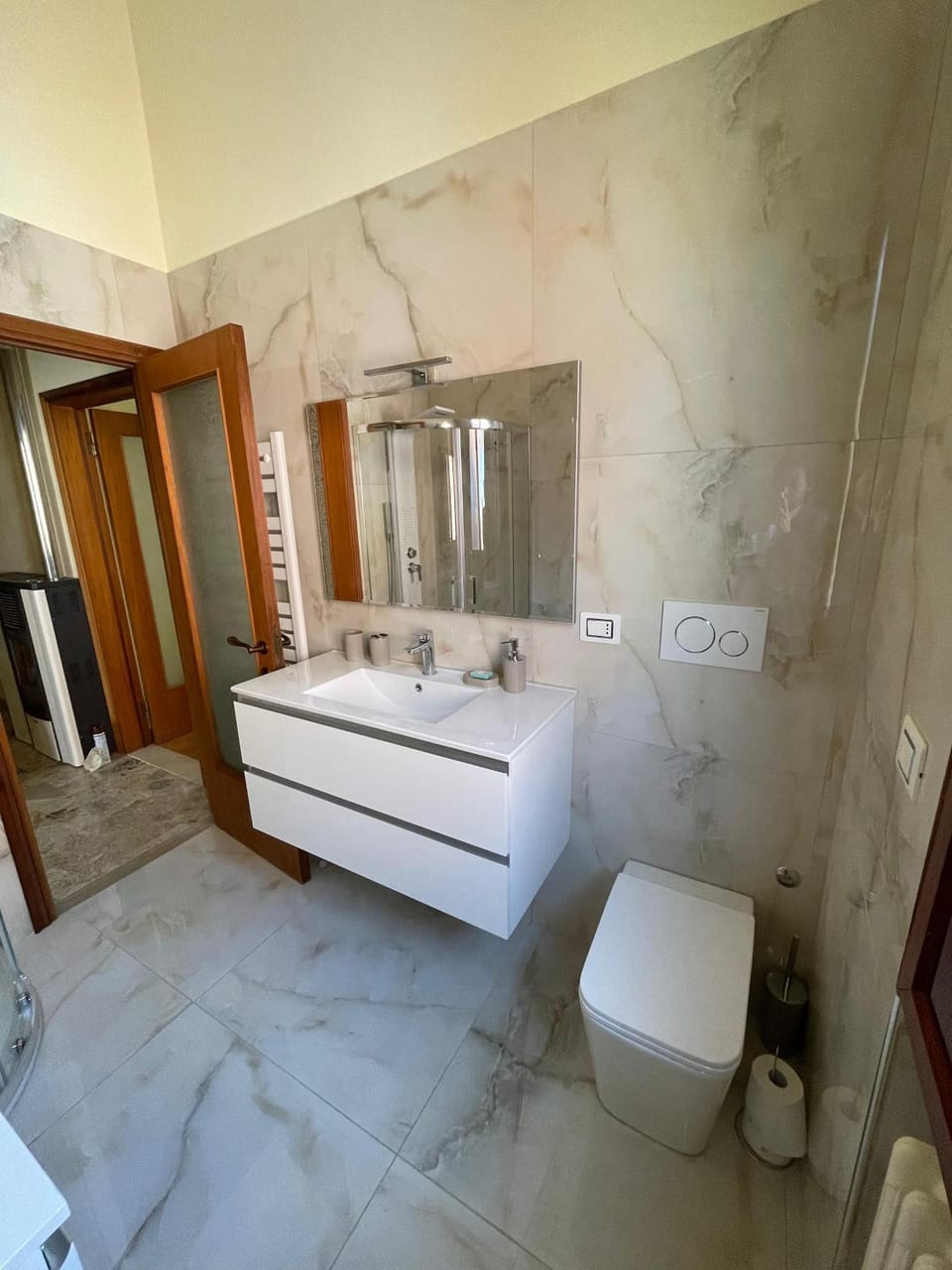 Shower, Toilet, Bathroom, bidet, hair dryier, towels