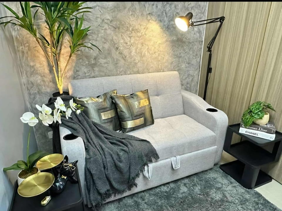 Sakura Suite at Shore 2 Apartment in Pasay