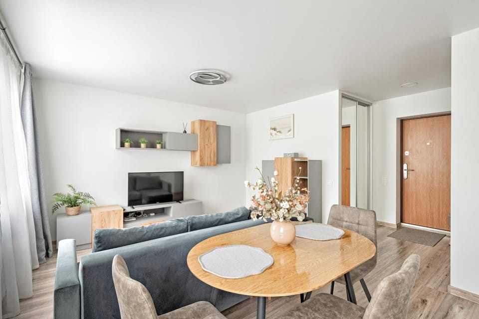 Communal lounge/ TV room, Living room, Dining area