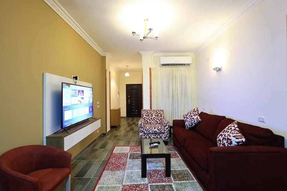 Communal lounge/ TV room, TV and multimedia, Living room, Seating area, Evening entertainment, air conditioner