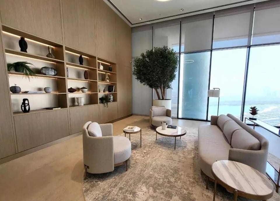 Crest Serene Stay for 4 Guests 1BR and Cozy Room Apartment in Dubai