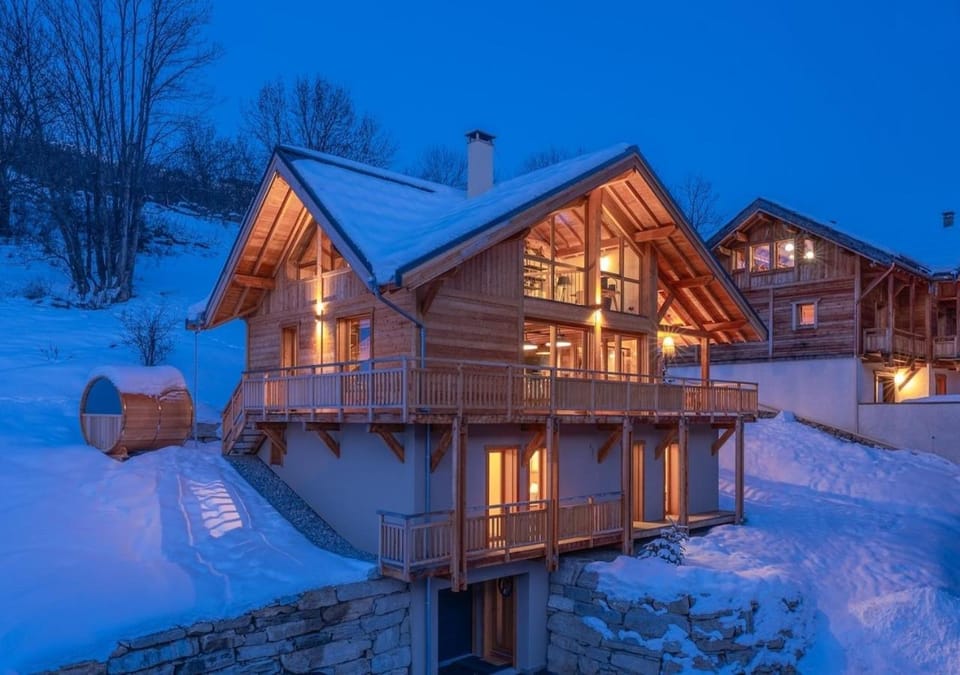 Property building, Night, Winter, Garden
