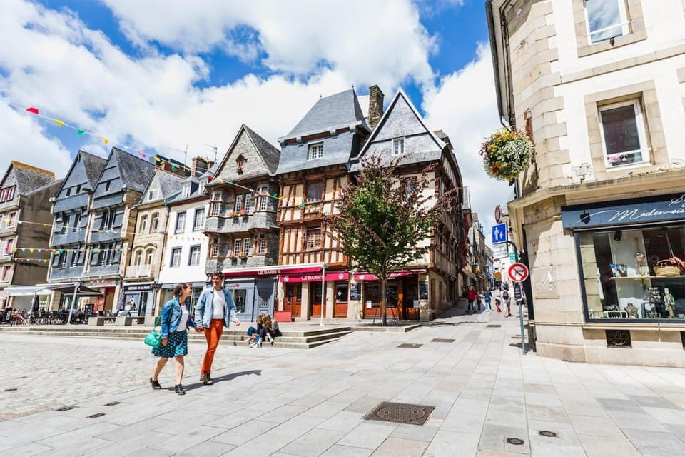 Séjour de prestige à Lannion : entre ville et plage Bed and Breakfast in Lannion