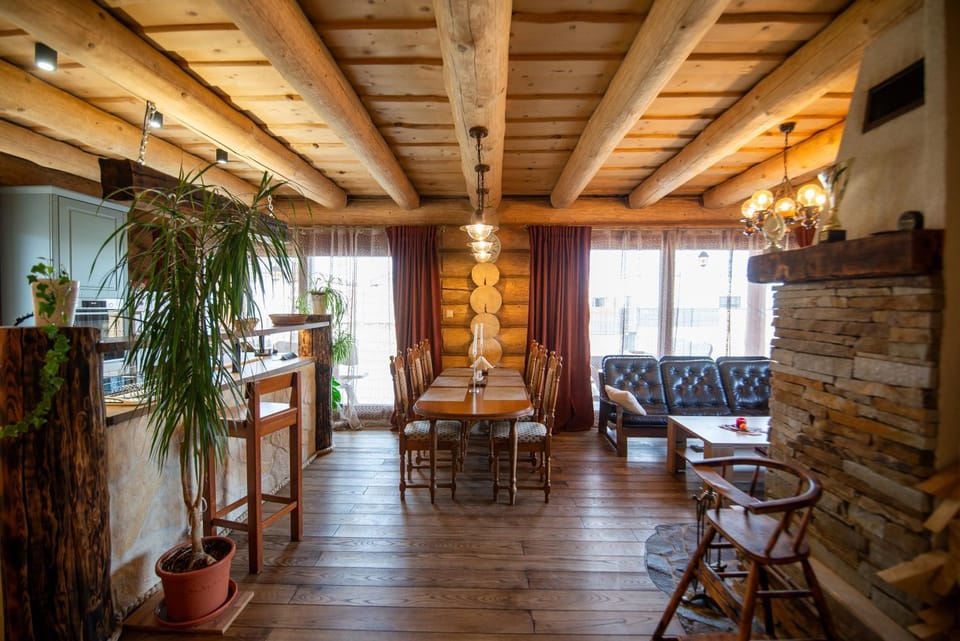 Living room, Seating area, kitchen