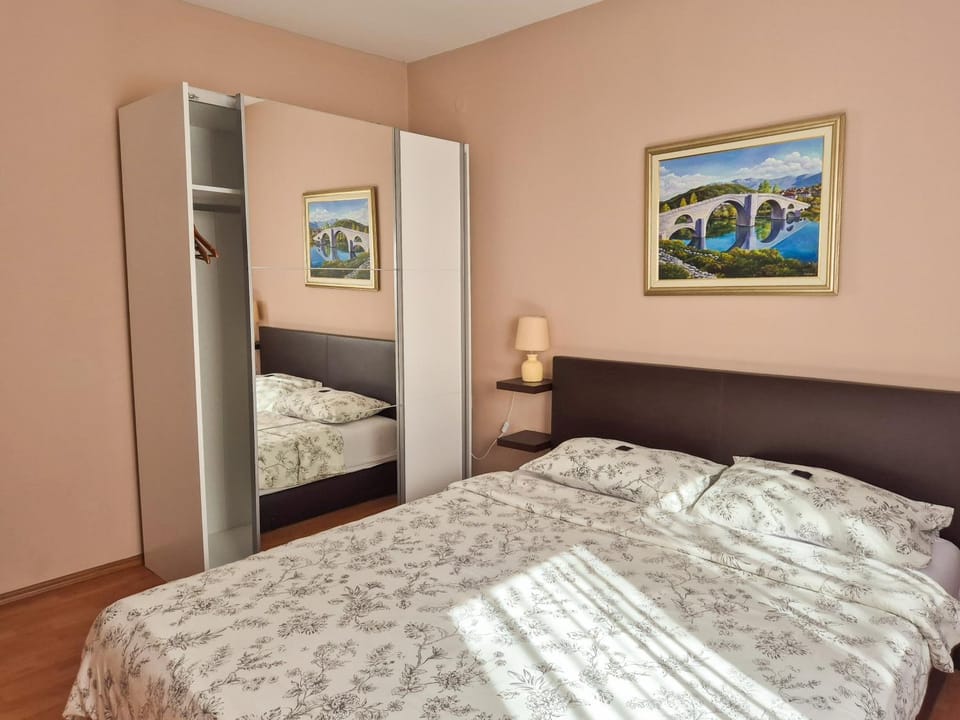 Bed, Bedroom, wardrobe